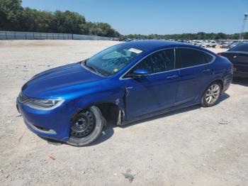  Salvage Chrysler 200