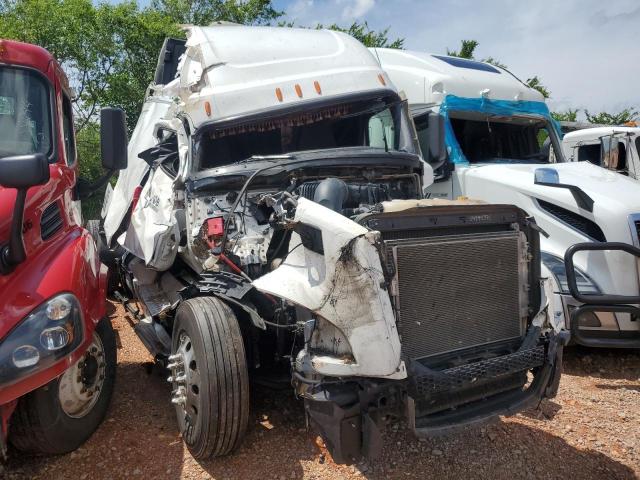  Salvage Freightliner Cascadia 1