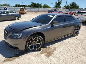  Salvage Chrysler 300