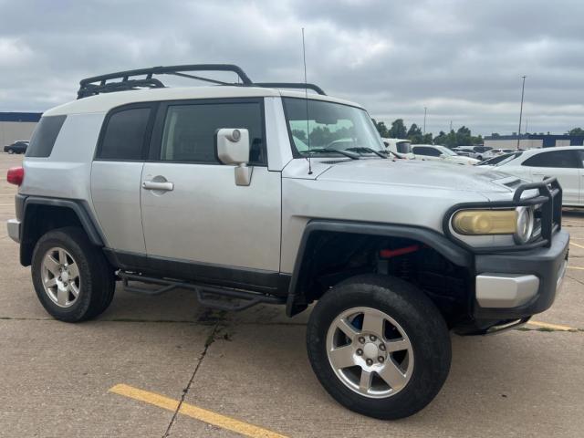  Salvage Toyota FJ Cruiser