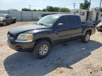  Salvage Mitsubishi Raider