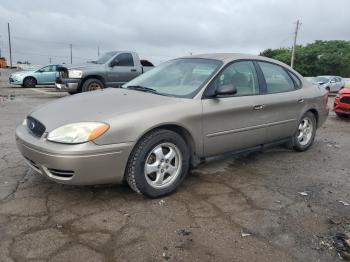  Salvage Ford Taurus