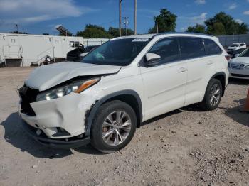 Salvage Toyota Highlander