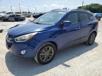  Salvage Hyundai TUCSON