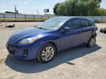  Salvage Mazda 3