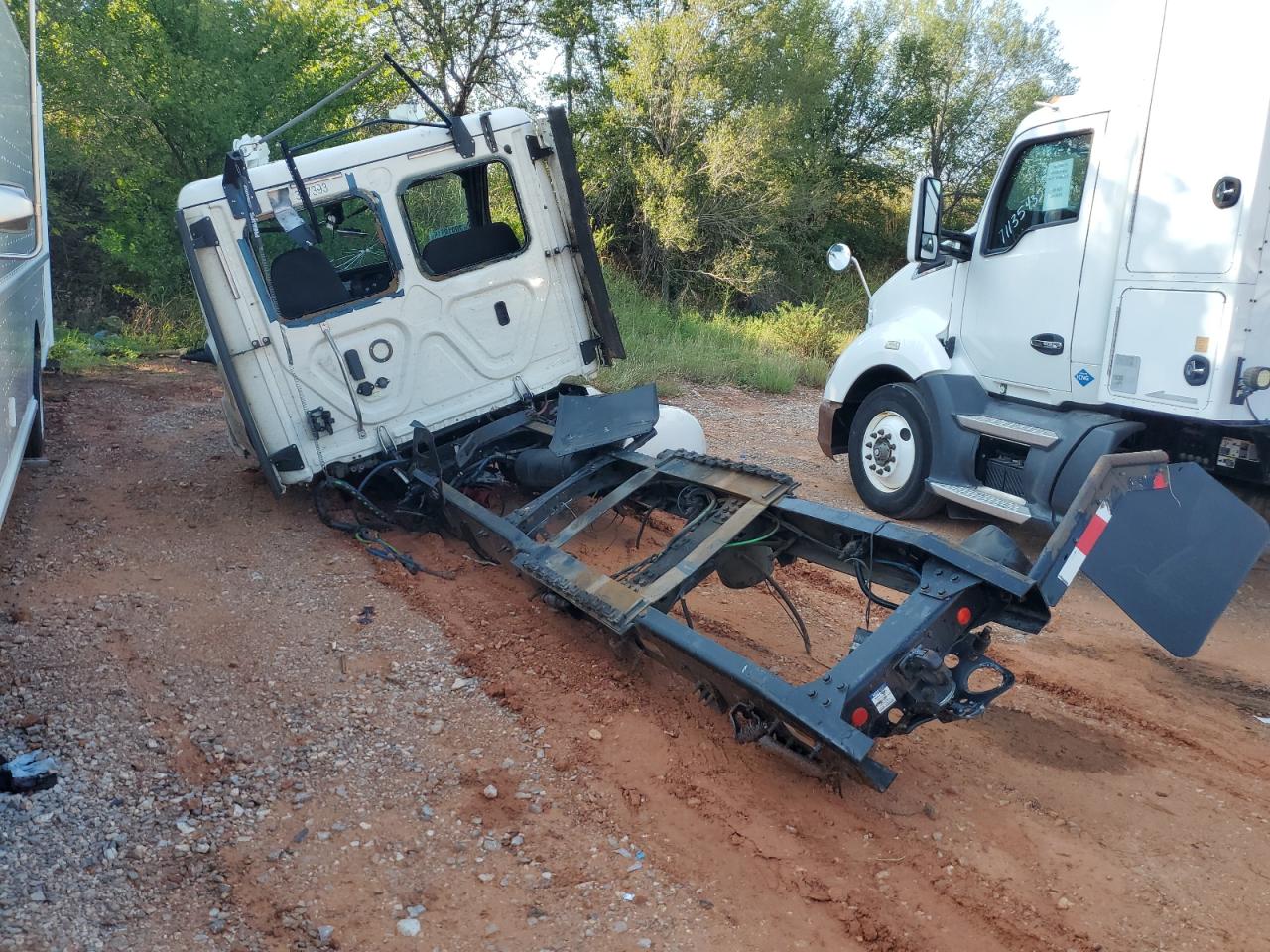 Freightliner Cascadia 1 Image 10