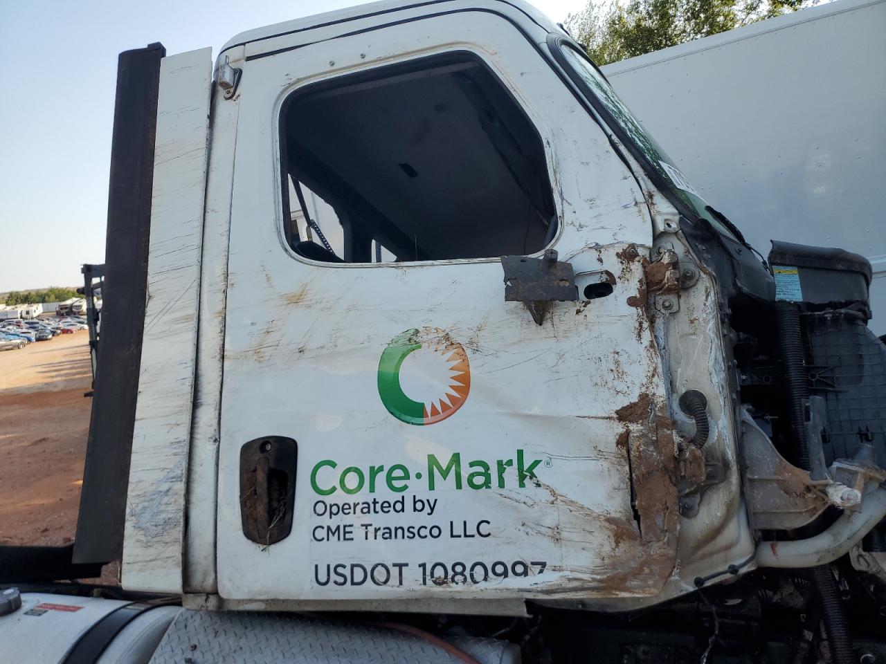 Freightliner Cascadia 1 Image 2