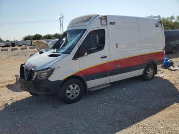  Salvage Mercedes-Benz Sprinter