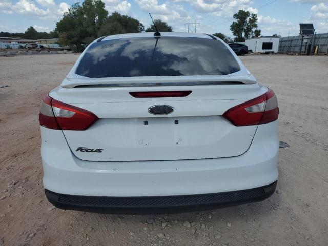 Ford Focus Se Image 10