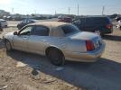 Lincoln Towncar Signature Image 5