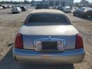 Lincoln Towncar Signature Image 10