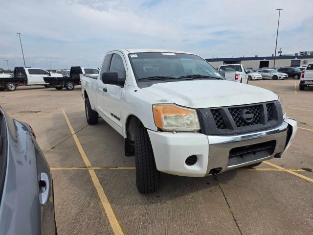  Salvage Nissan Titan