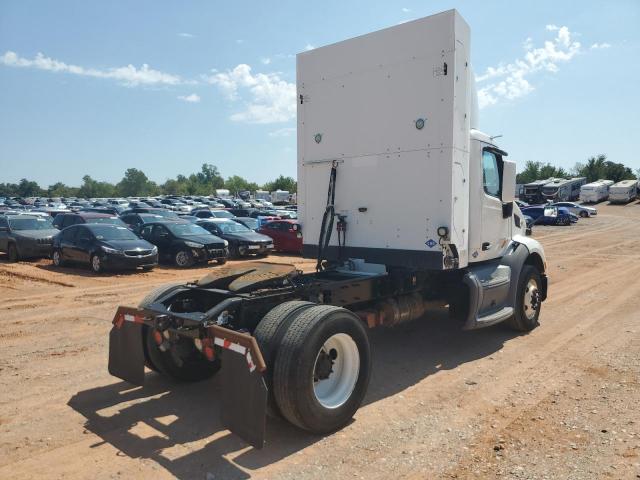 Peterbilt Tractor 579 Image 6