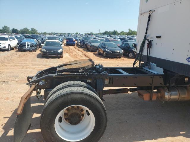 Peterbilt Tractor 579 Image 2