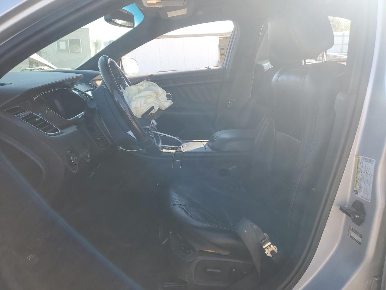 Ford Taurus Limited Image 9