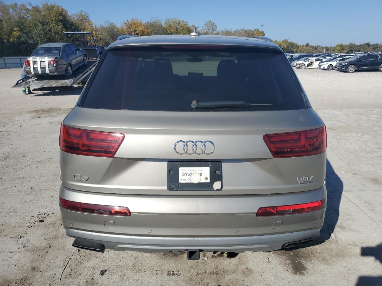 Audi Q7 Premium Plus Image 6