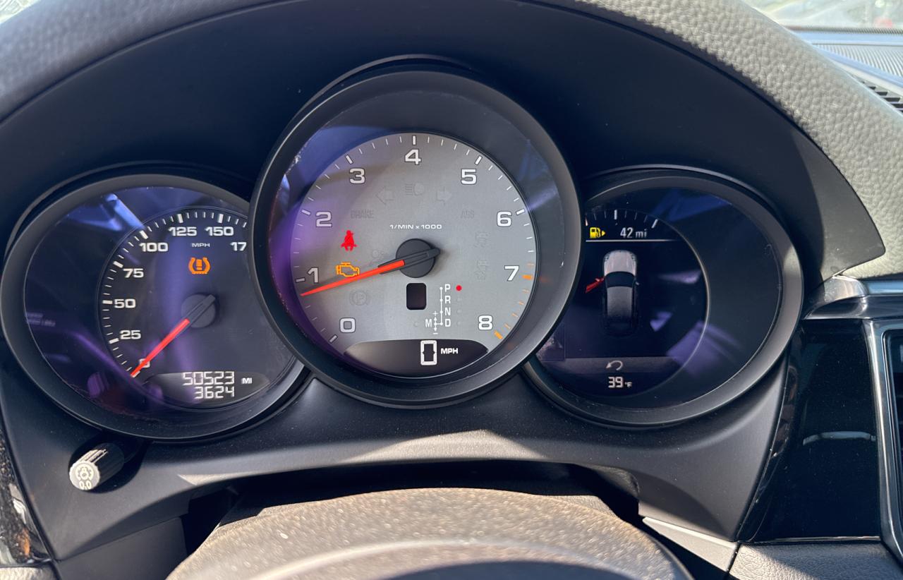 Porsche Macan S Image 7