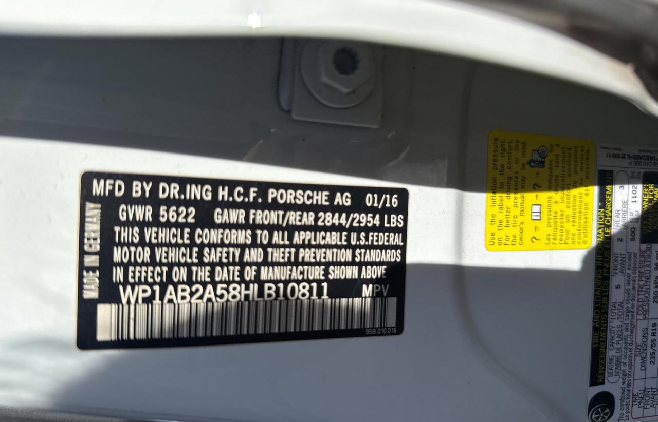 Porsche Macan S Image 2