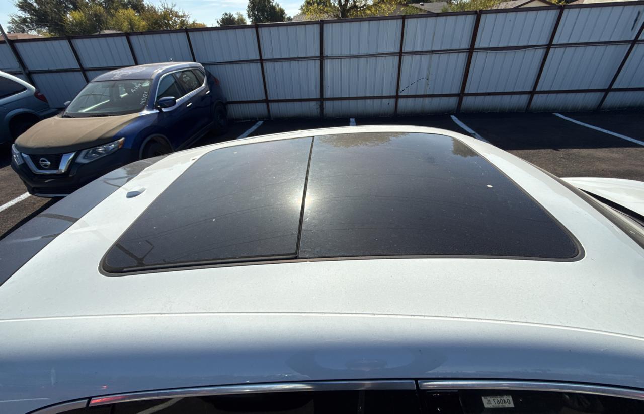 Porsche Macan S Image 11