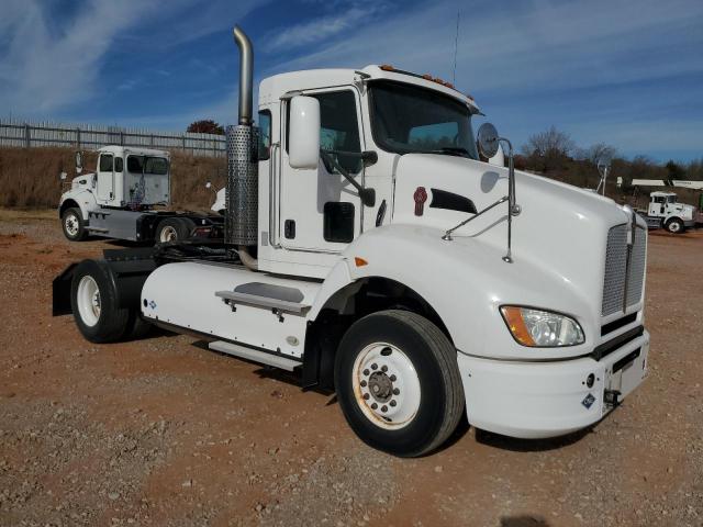  Salvage Kenworth T400a