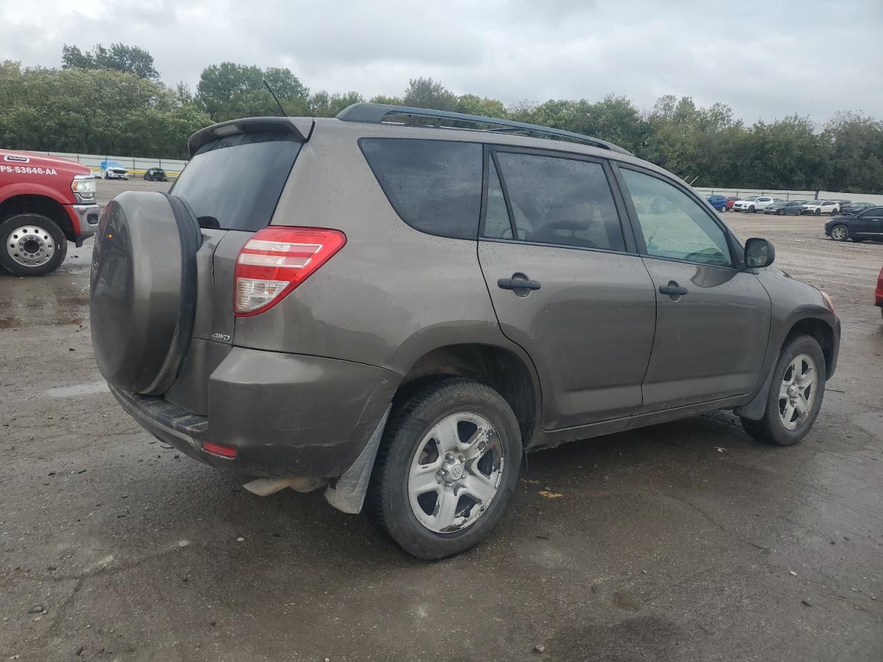 Toyota RAV4 Image 3