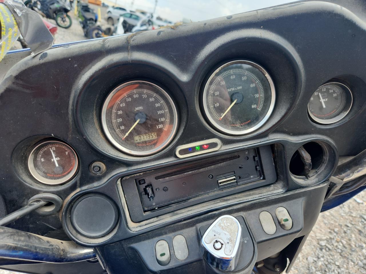 Harley-Davidson Fl Image 4