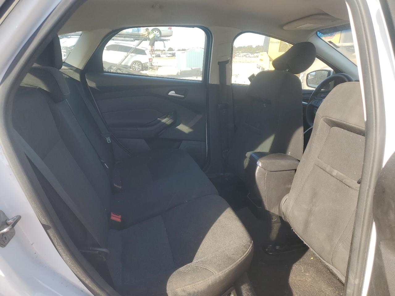 Ford Focus Se Image 9