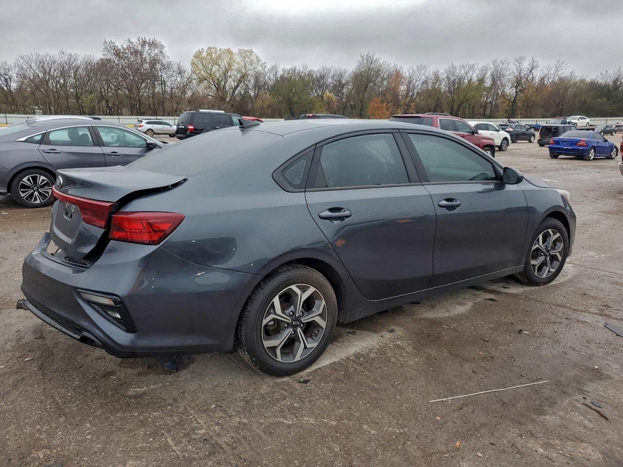 Kia Forte Fe Image 7