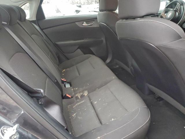 Kia Forte Fe Image 8