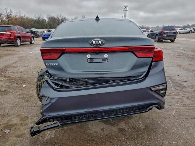 Kia Forte Fe Image 12