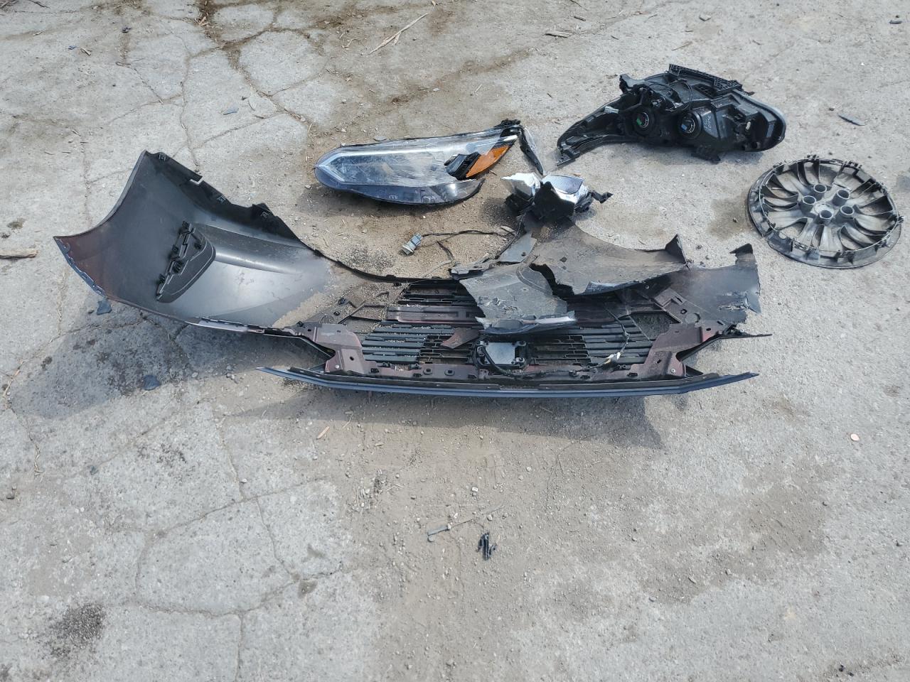 Nissan Sentra S Image 10