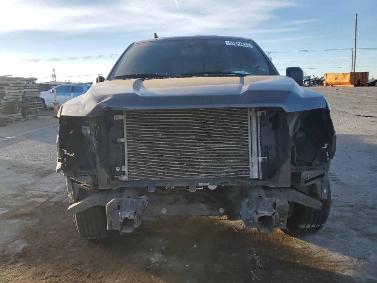 Ford F-150 Supercrew Image 3