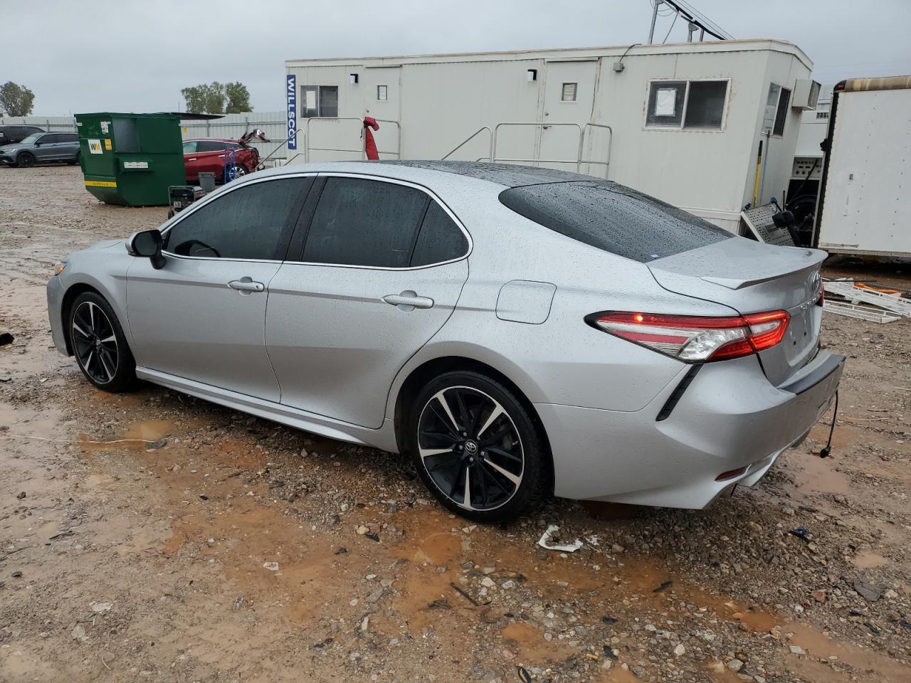 Toyota Camry Xse Image 10