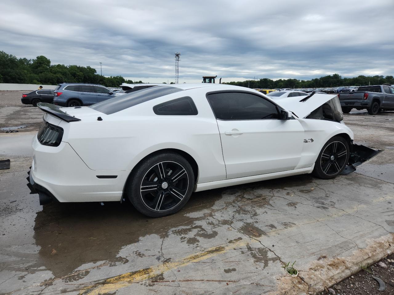 Ford Mustang Gt Image 2