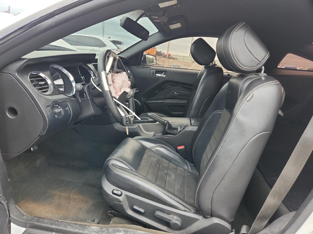 Ford Mustang Gt Image 8