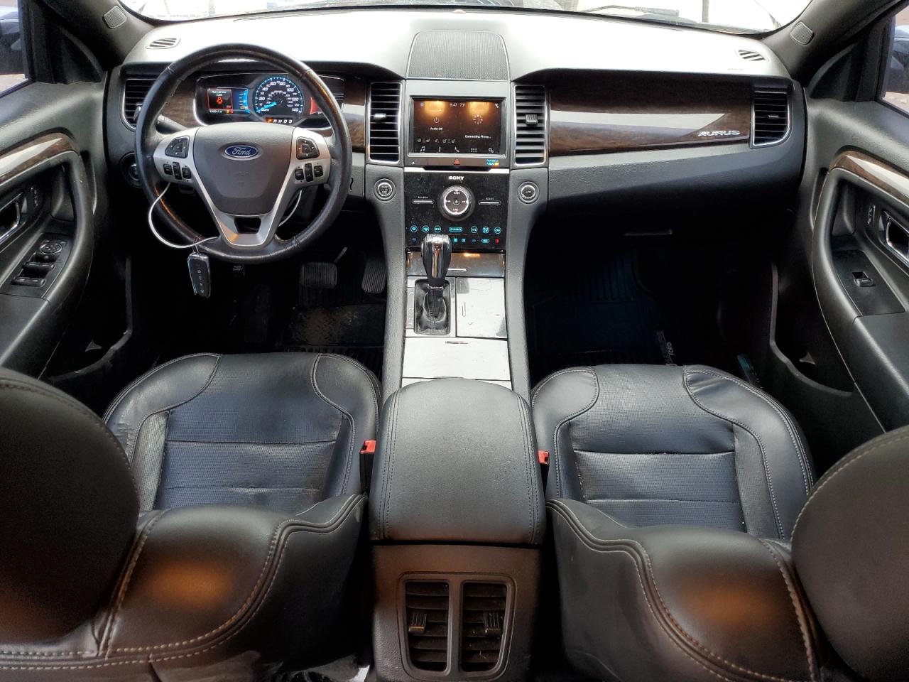 Ford Taurus Limited Image 9