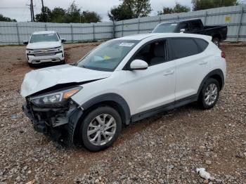  Salvage Hyundai TUCSON