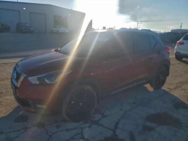  Salvage Nissan Kicks
