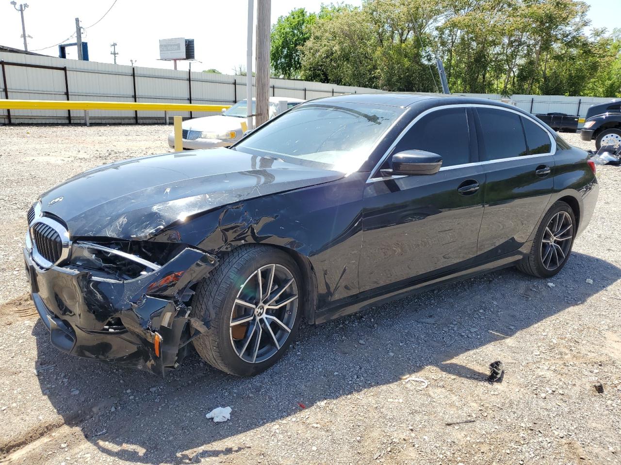 BMW 3 Series Image 1