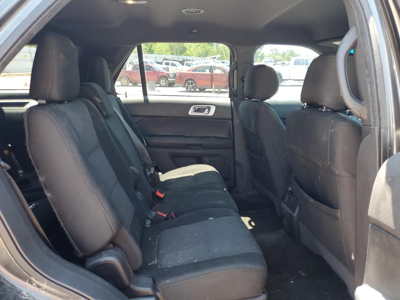 Ford Explorer Xlt Image 13