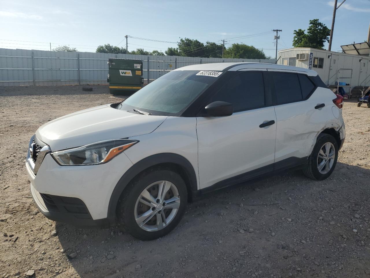 Nissan Kicks S Image 1