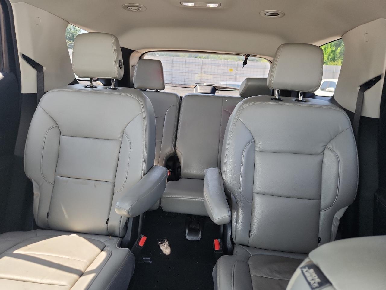 Chevrolet Traverse Lt Image 14