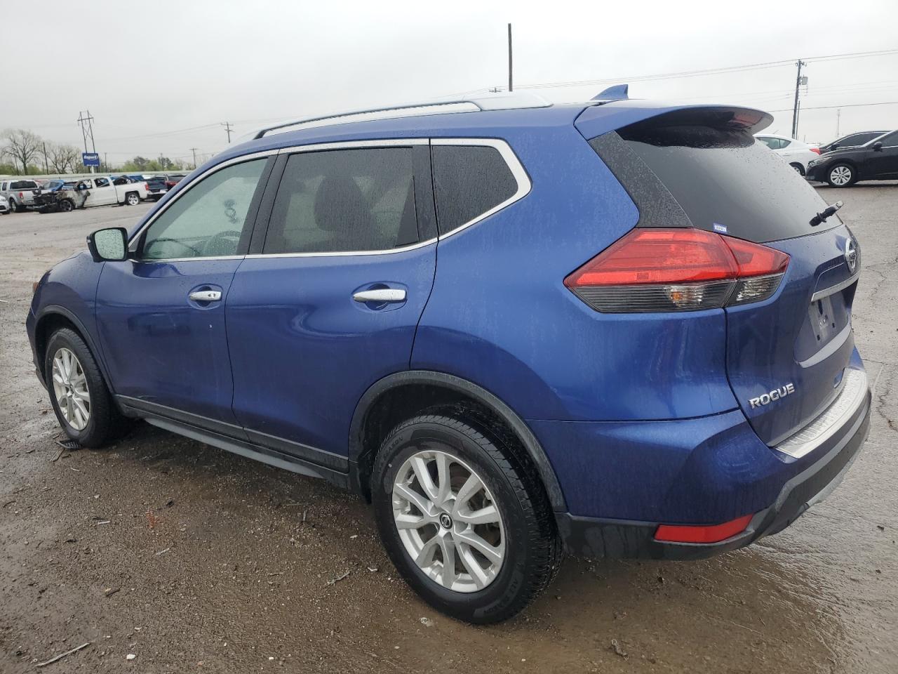Nissan Rogue S Image 3