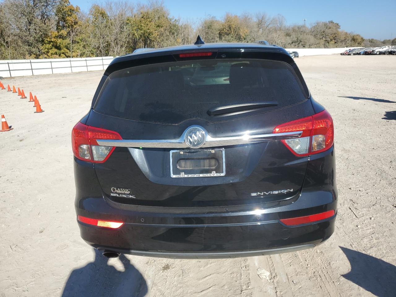 Buick Envision Essence Image 6