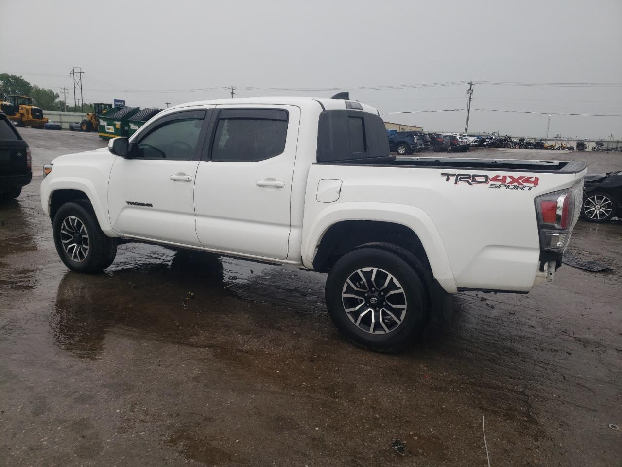 Toyota Tacoma Double Cab Image 8