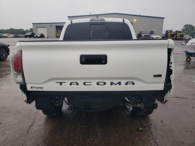 Toyota Tacoma Double Cab Image 2