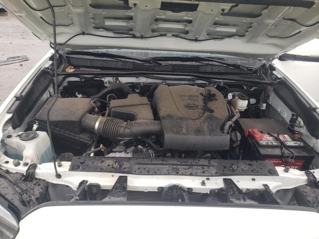 Toyota Tacoma Double Cab Image 10