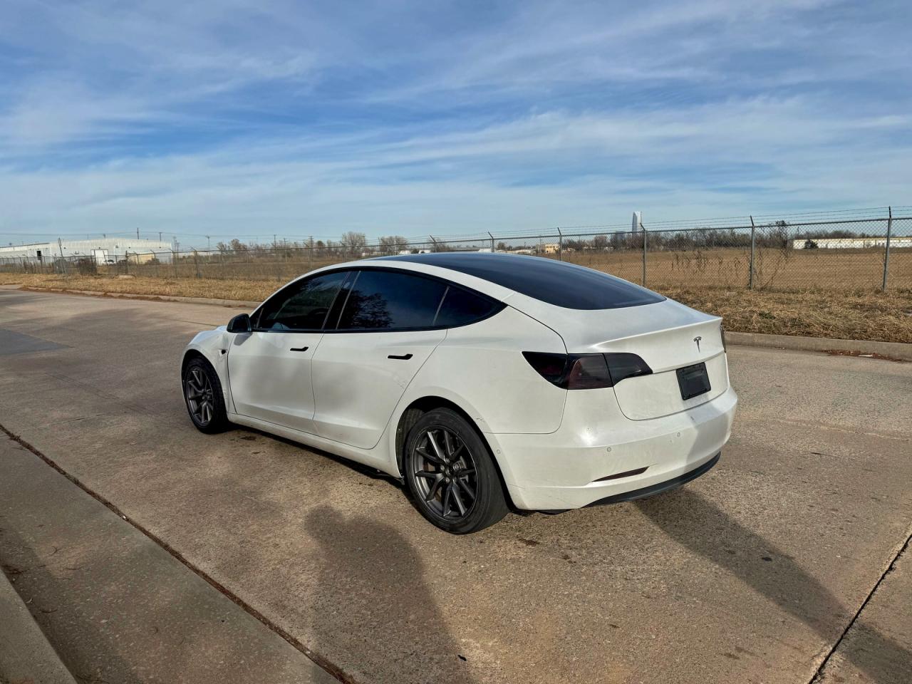 Tesla Model 3 Image 8
