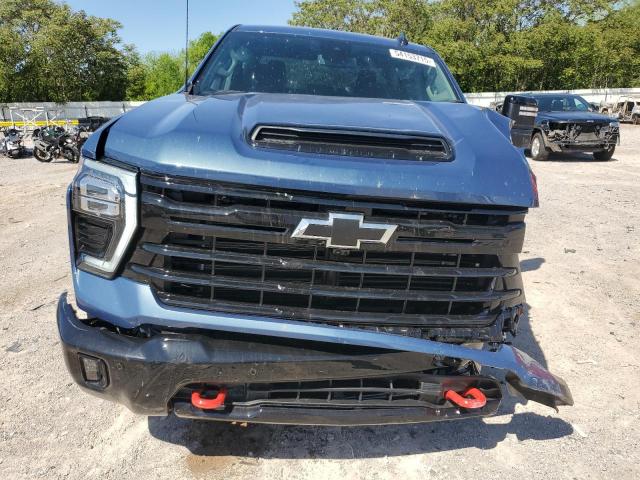 Chevrolet Silverado K2500 Heavy Duty Lt Image 4