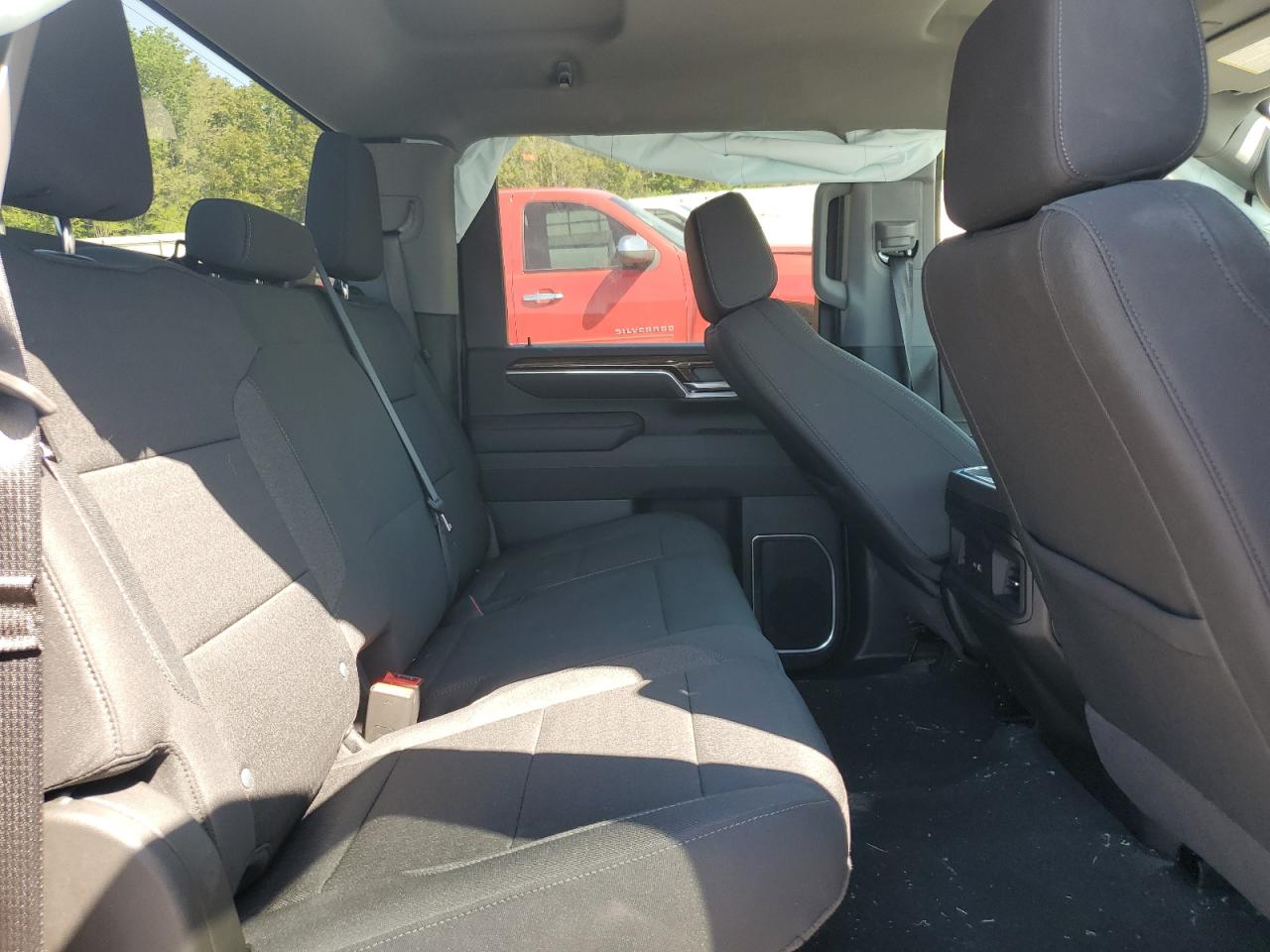 Chevrolet Silverado K2500 Heavy Duty Lt Image 12